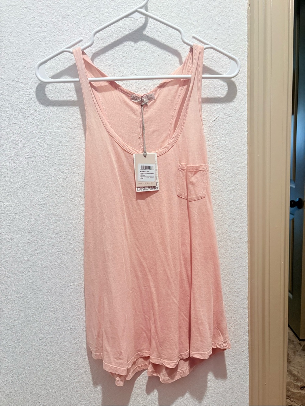 NWT Barefoot Dreams Faded Rose Scoop Neck Tank with Pocket